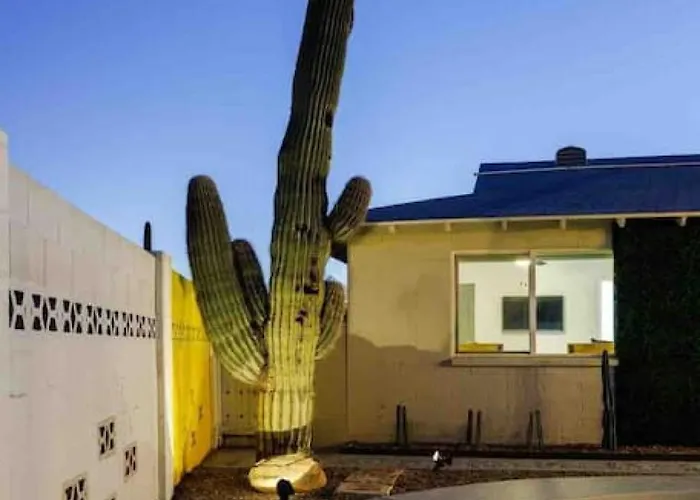 Fun Pool With Outdoor Shower.bar.close To Old Town * Tempe